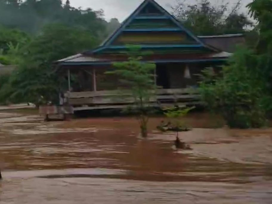 Rumah Warga Yang Tergenag Banjir ( foto: Istimewa )