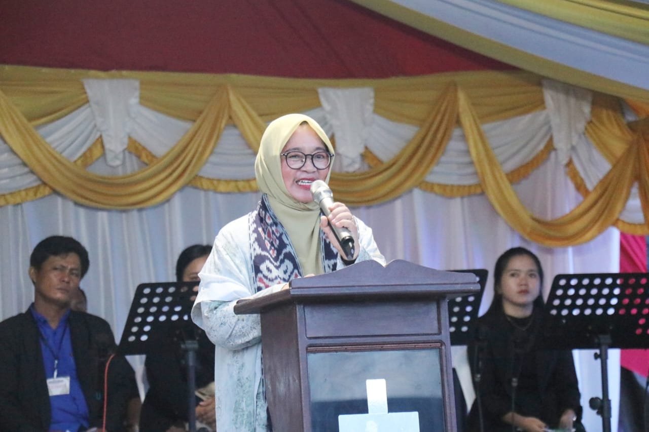 Wabup Puspawati Ajak Jaga Keharmonisan Keluarga di Perayaan Natal 2025