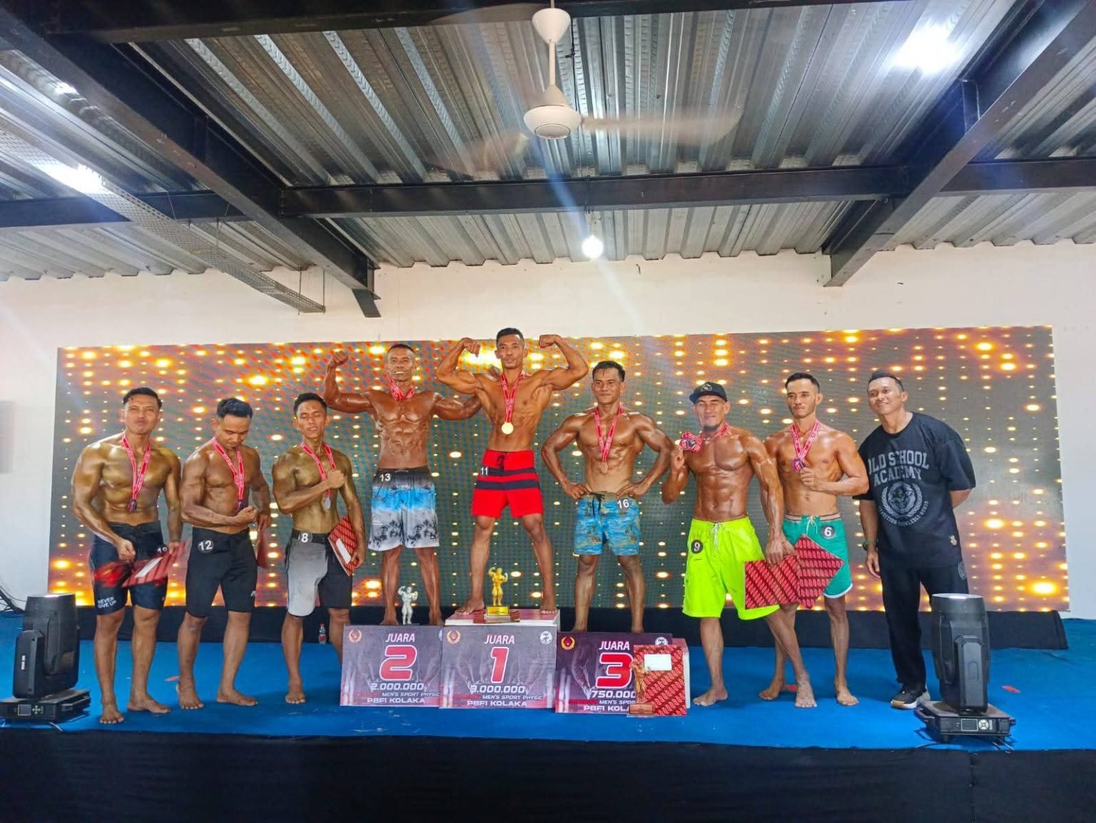 Atlet PBFI Luwu Timur Sabet Dua Emas di Kejuaraan Bina Raga Indonesia Kolaka Seri II